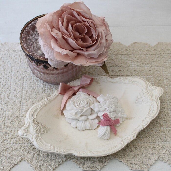Mathilde M. }`hG@}`hM